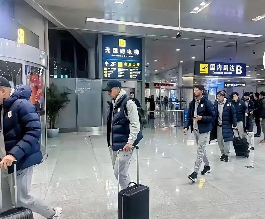 塔斯马尼亚联全力冲击冠军，关键球员备战状态受关注的简单介绍