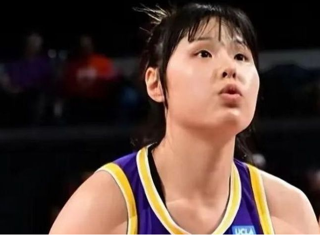 李月汝首发砍10分15板篮板创WNBA生涯新高的简单介绍