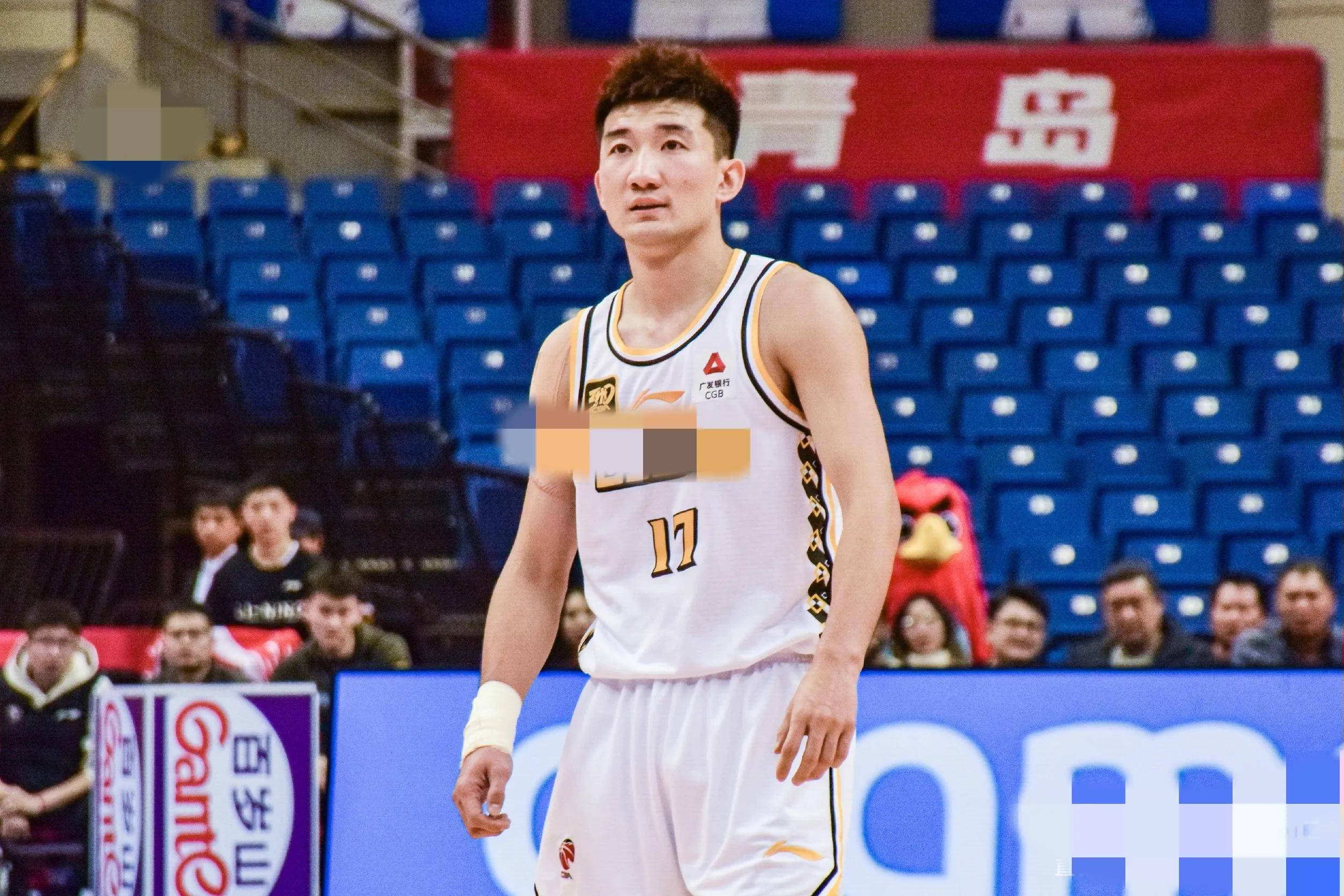 包含霍楠：会发牌&三分中锋极具价值，预测杨瀚森27或30签被选中的词条
